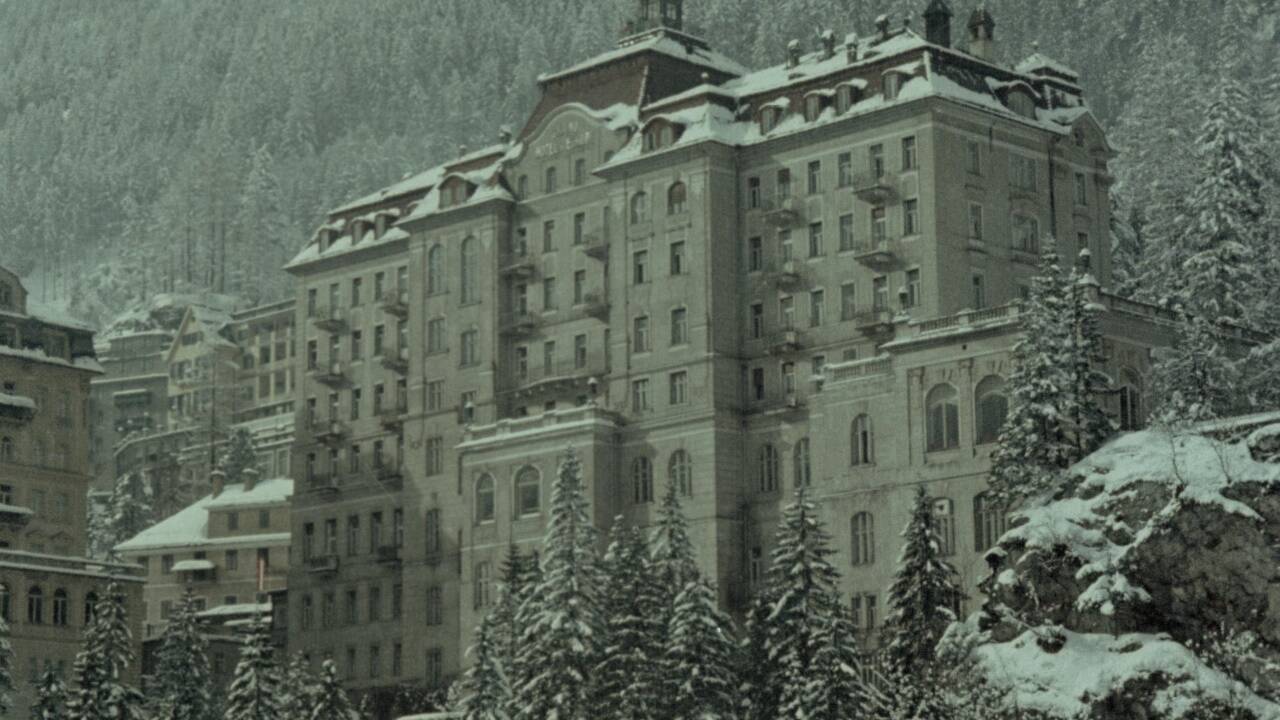 Das De l’Europe in Bad Gastein auf einer alten Postkarte. Das De l’Europe in Bad Gastein auf einer alten Postkarte.