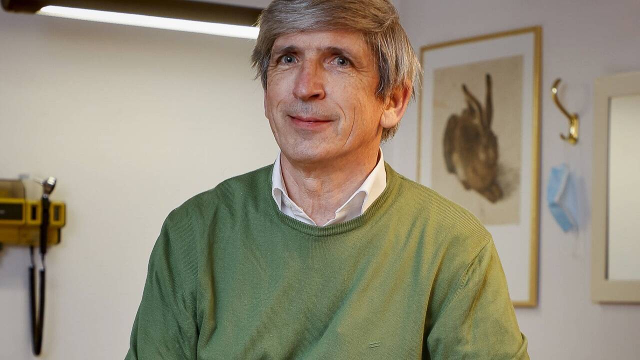 Arzt Andreas Haas findet Impfstraßen zielführender: „Überall gibt es die. Nur bei uns nicht.“  