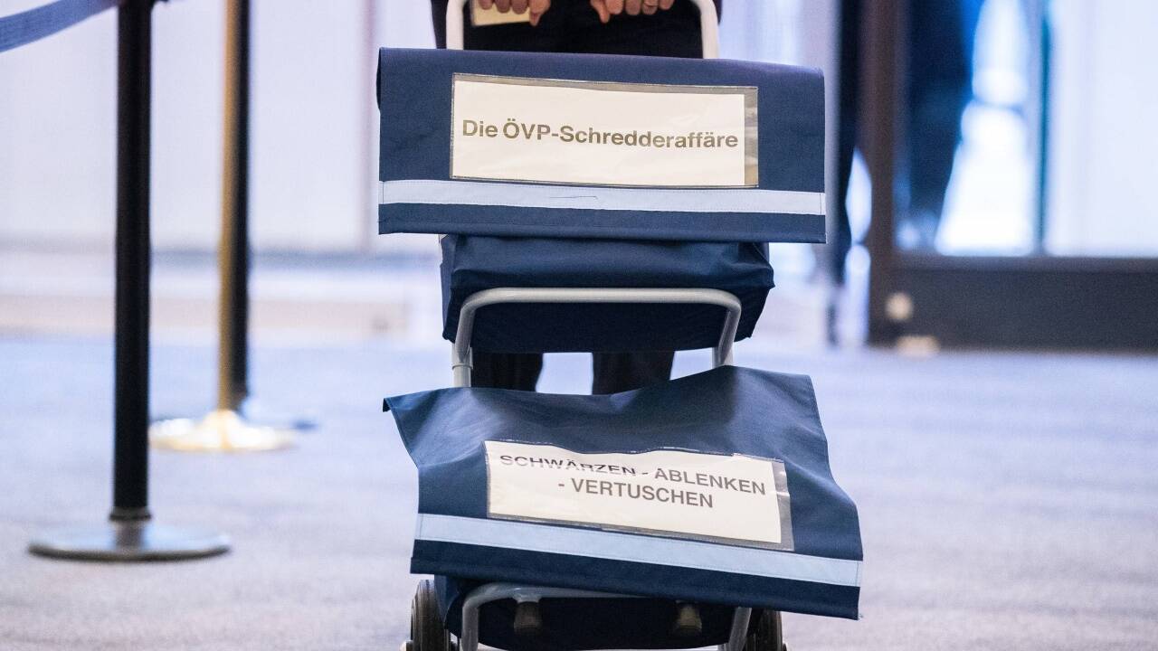 Österreich wird wieder einmal von seinen Affären eingeholt. Österreich wird wieder einmal von seinen Affären eingeholt.