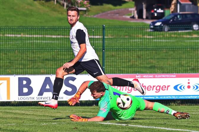 Maximilian Dicker erzielte am Samstag in der Salzburger Liga vier Treffer. 