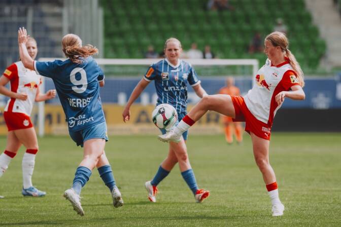 Im Hinspiel in Linz siegten Julia Grünwald und Co. mit 2:0.  