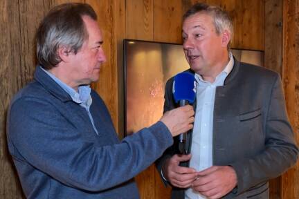 SN-Redakteur Michael Smejkal und Fritz Strobl. 