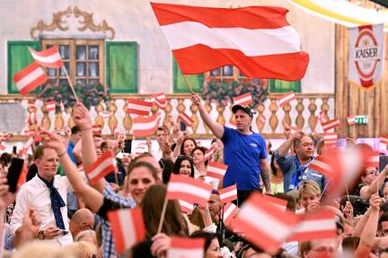 Viel Rot-Weiß-Rot gab es bei der 1.-Mai-Kundgebung der FPÖ zu sehen. 