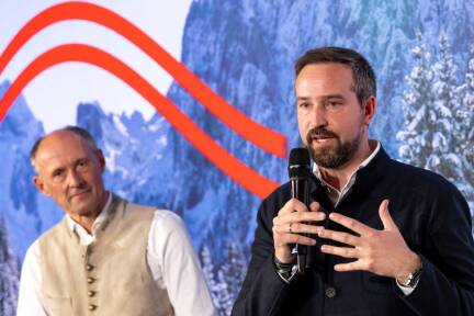 Landeshauptmann-Stellvertreter Stefan Schnöll und Salzburgs Tourismuschef Leo Bauernberger. 