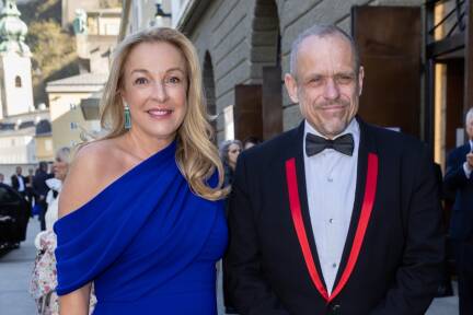 Festspielpräsidentin Kristina Hammer mit Gery Keszler. 