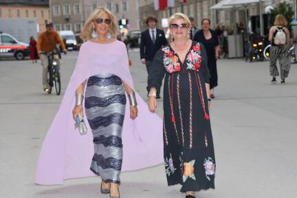 Auffallend: Filmproduzentin Mucki Degn und Immobilienexpertin Marlies Muhr  