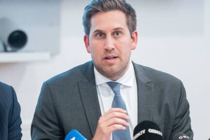 Staatssekretär Pröll lädt Gewerkschaft zu Gesprächen ein. 