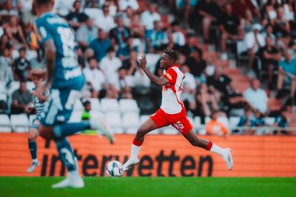 Ex-Bulle Dorgeles Nene tanzt künftig nach der Pfeife von Neo-Trainer Domenico Tedesco. 