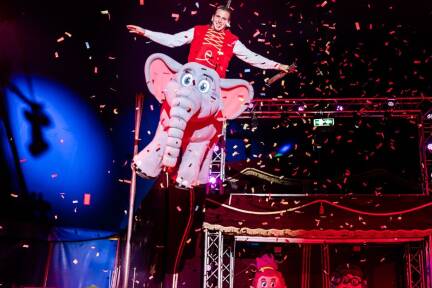Der etwas andere Circus, der Unterhaltung für die ganze Familie bietet. 