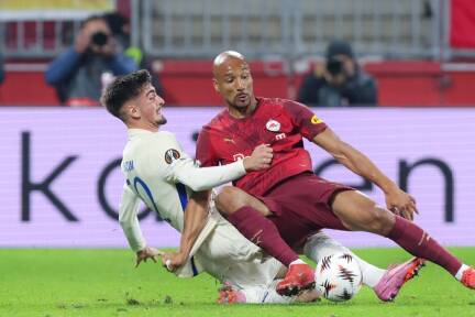 Karim Onisiwo (r.) und Co. wollen wieder zurück auf die Siegerstraße.  