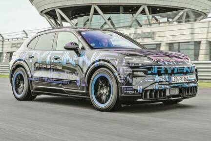  Erster Auftritt in Tarnung: der Cayenne Electric. 