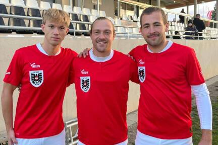 Feierten ihr Debüt im Amateur-Nationalteam: Ben Leitenstorfer, Felix Eliasch und Horst Nestaval (v. l.). 
