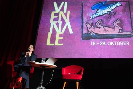Viennale-Direktorin Eva Sangiorgi bei der Programmpräsentation 