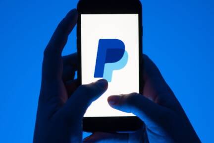 Betroffen war ein sogenannter Dollar-Stablecoin des Bezahldienstes Paypal (Paypal USD), der mit Paxos zusammenarbeitet (Symbolbild).  