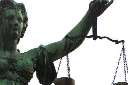 Eine angeklagte, inzwischen ehemalige Geschäftsführerin wurde in einem Einzelrichterprozess in Salzburg freigesprochen (Symbolbild).  