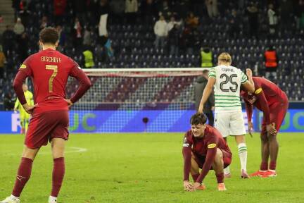 Red Bull Salzburg kassierte gegen Ferencvaros eine besonders schmerzhafte Niederlage. 