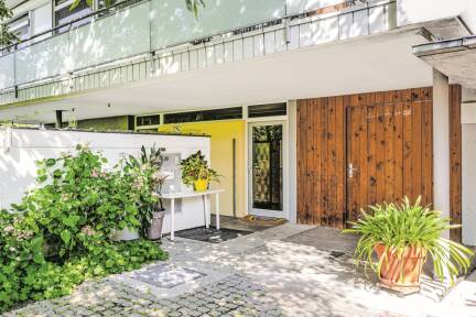 Die erste Siedlung mit Flachdach in Salzburg stammt von Architekt Gerhard Garstenauer. 