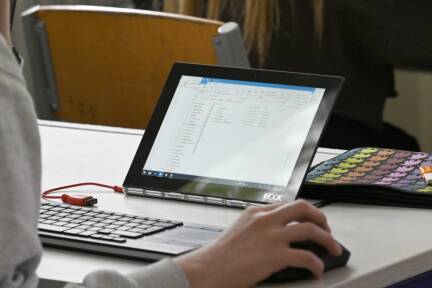 Bei den Schülern kommen digitale Medien im Unterricht gut an 