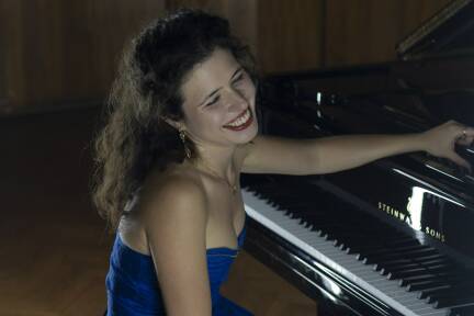 Pianistin Minka Popović. 