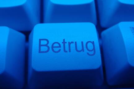 Die Polizei mahnt die Bürgerinnen und Bürger wiederholt zur Vorsicht bei Online-Investments. 