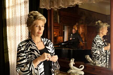 Christiane Hörbiger als Claire Zachanassian. 