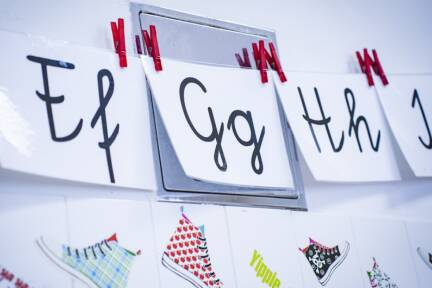 In der Sommerschule soll ab 2026 der Fokus auf Deutschlernen liegen 