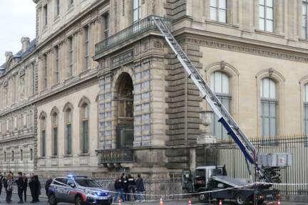 Drahtzieher des Louvre-Einbruchs ist noch unbekannt 