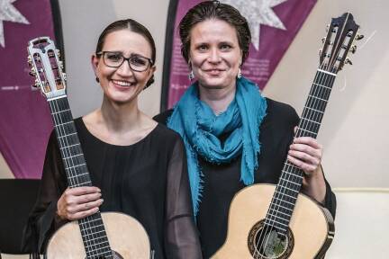 Seit 2007 organisieren Christina Schorn-Mancinelli und Yvonne Zehner das Halleiner Gitarrenfestival. Heuer liegt ein besonderer Fokus auf Duos.  