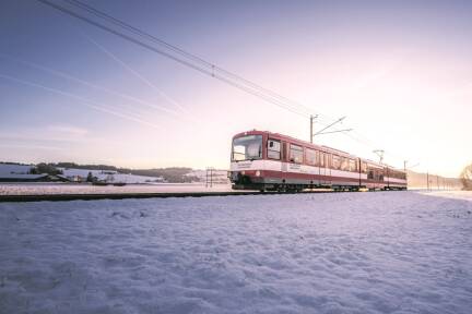 Mit dem Fahrplanwechsel am 14. Dezember gibt es bei der Lokalbahn geänderte Abfahrtszeiten. 