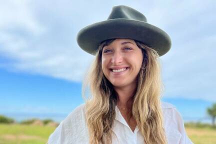 Jessica Pokerschnig lebt mit ihrem Mann und ihren Zwillingen in New York. 