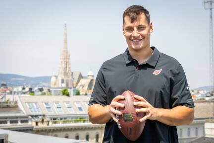 Bernhard Seikovits hat es aus Wien zu einem NFL-Team geschafft. 