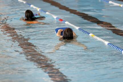 Bis in Seekirchen Schwimmunterricht in einem Hallenbad stattfinden kann, dürfte es noch lange dauern. 