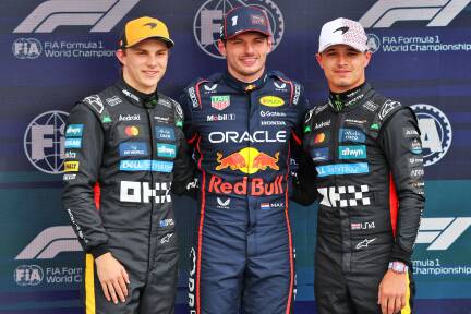 Von links: Oscar Piastri, Max Verstappen und Lando Norris kämpfen in der Formel 1 um den Titel in der Fahrer-WM. 