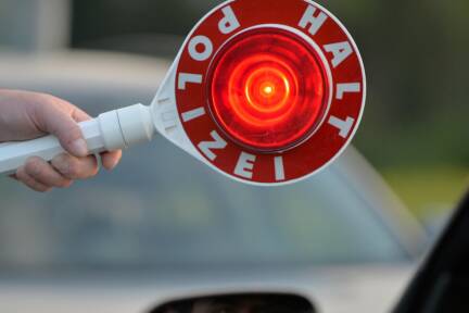 Die Polizei stoppte in Straßwalchen einen desolaten Klein-Lkw.  