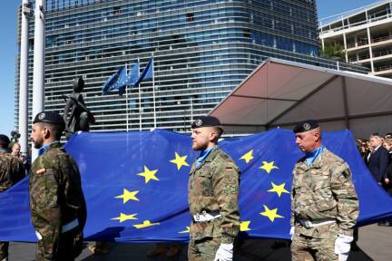 Forderung nach einer 'Militär-Eurozone' nimmt Gestalt an 