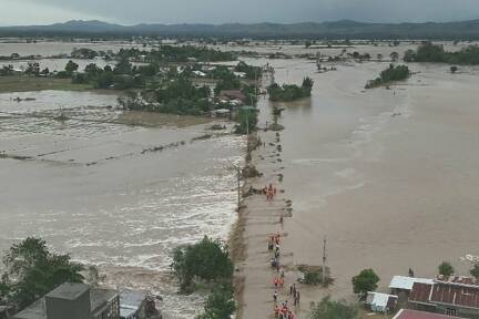 Der Taifun hinterlässt massive Überflutungen 