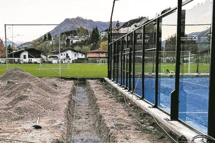 Während man in St. Johann noch verhandelt, erweitert der RSV Werfen seine Padel-Anlage um einen Court.Bild: rsv werfen 