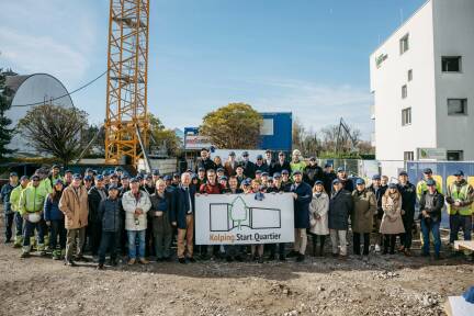Startschuss für das neue Kolpinggebäude mit vielen geladenen Gästen. 