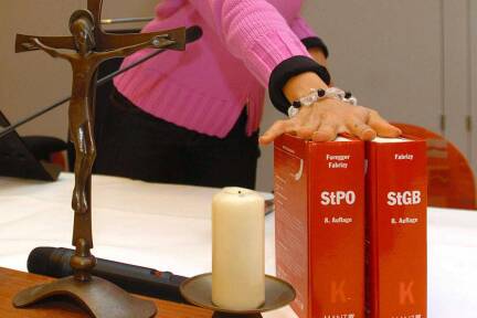 Die U-Haft über die 85-Jährige wurde um einen Monat verlängert. 