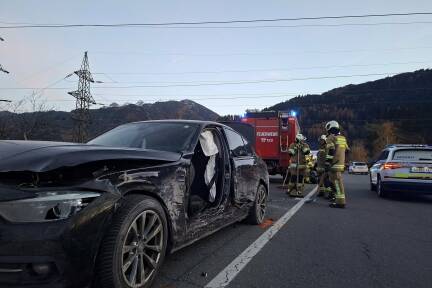 Die Verletzten wurden vom Roten Kreuz ins Tauernklinikum Zell am See eingeliefert. 