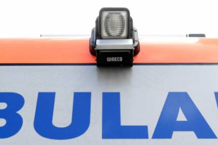 Die Frau ist nach dem Sturz im Krankenhaus verstorben 