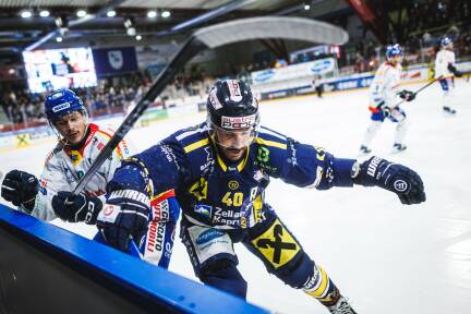 Die Zeller Eisbären um Nicklas Huard (rechts) siegten gegen Asiago. 