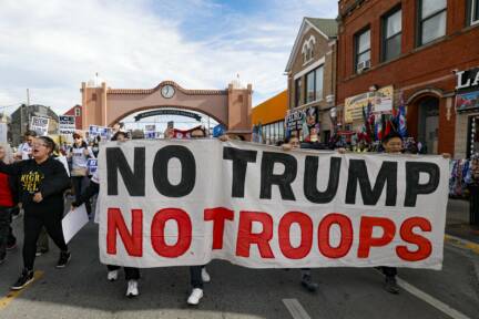 Protest gegen Entsendung der US-Nationalgarde nach Chicago 