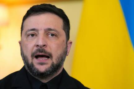 Selenskyj trifft Macron in Paris 