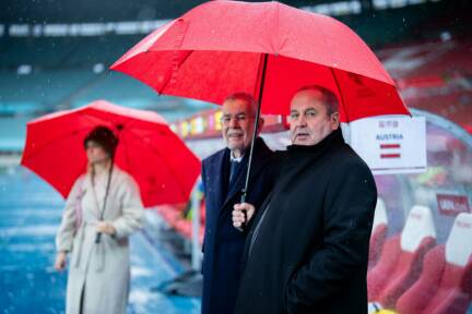 Van der Bellen als Zaungast beim ÖFB-Abschlusstraining 
