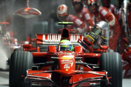 Massa klagt wegen der Vorkommnisse in Singapur 2008 