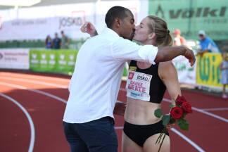 Beate Schrott mit Christian Taylor.  