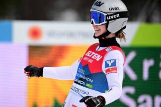 Julia Mühlbacher sprang trotz Verletzung stark. 