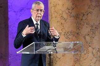 Bundespräsident Alexander Van der Bellen zeigte sich solidarisch mit den Frauen im Iran und Afghanistan. Bundespräsident Alexander Van der Bellen zeigte sich solidarisch mit den Frauen im Iran und Afghanistan.