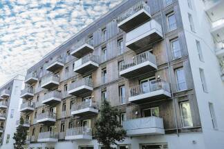 Mehrgeschoßiger Holzneubau in der Lynarstraße. 